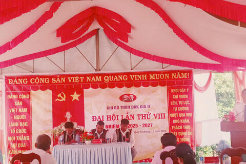 ĐẢNG ỦY XÃ ĐĂK ANG